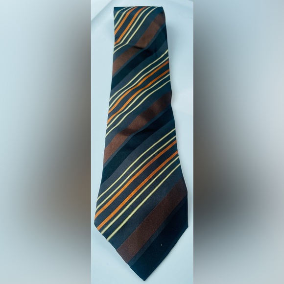 Hugo Boss Original Silk Ties . Assorted Styles. Sold individually or in Bundle. - Picture 1 of 12
